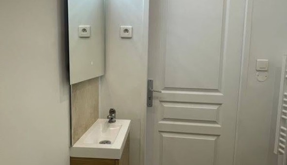 Logement tudiant T2 à Toulon (83200)