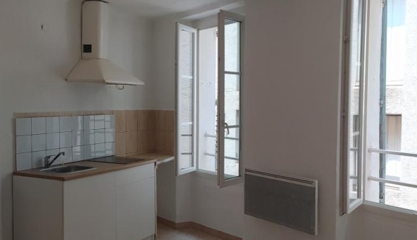 Logement tudiant Location T2 Vide Toulon (83200)