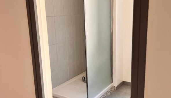 Logement tudiant T2 à Toulon (83200)