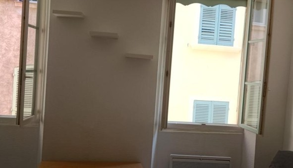 Logement tudiant T2 à Toulon (83200)