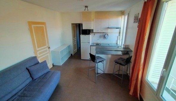 Logement tudiant Location T2 Vide Toulon (83200)