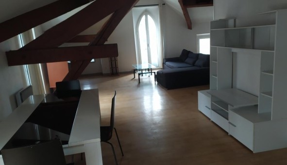 Logement tudiant T2 à Toulon (83200)