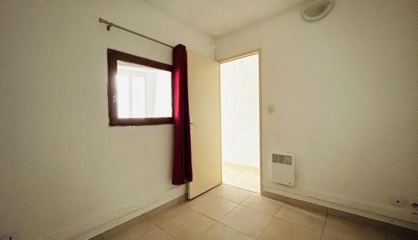 Logement tudiant Location T2 Vide Toulon (83200)