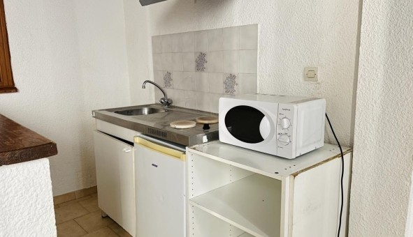 Logement tudiant T2 à Toulon (83200)