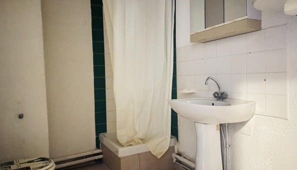 Logement tudiant T2 à Toulon (83200)