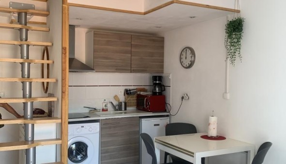 Logement tudiant T2 à Toulon (83200)