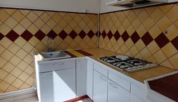 Logement tudiant T2 à Toulon (83200)