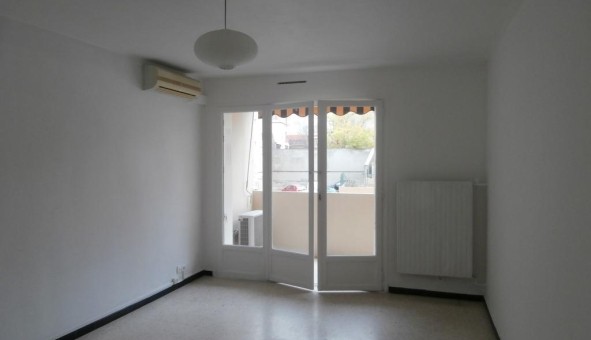 Logement tudiant T2 à Toulon (83200)