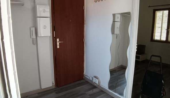 Logement tudiant T2 à Toulon (83200)