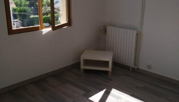 Logement tudiant T2 à Toulon (83200)