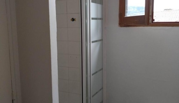 Logement tudiant T2 à Toulon (83200)