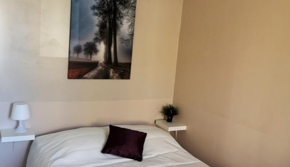 Logement tudiant Location T2 Vide Toulon (83200)