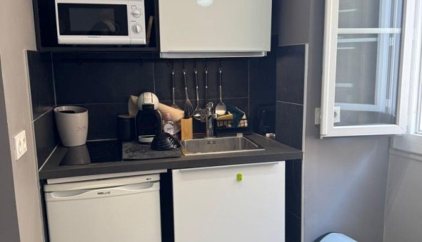 Logement tudiant T2 à Toulon (83200)