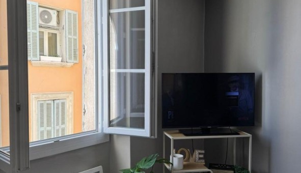 Logement tudiant T2 à Toulon (83200)