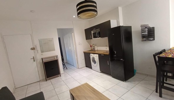Logement tudiant T2 à Toulon (83200)