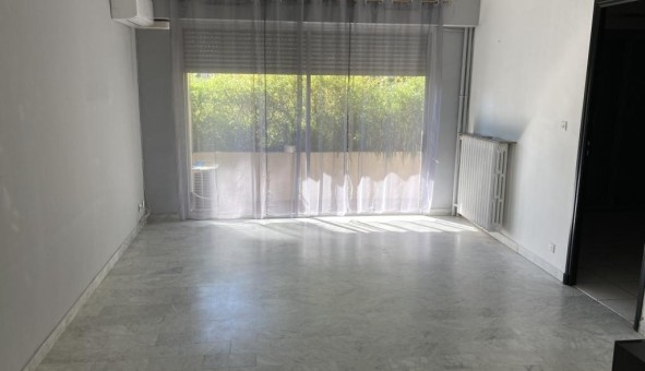 Logement tudiant T2 à Toulon (83200)