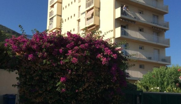 Logement tudiant Location T2 Vide Toulon (83200)