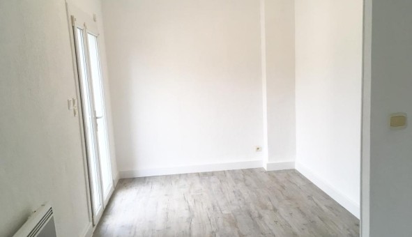 Logement tudiant T2 à Toulon (83200)