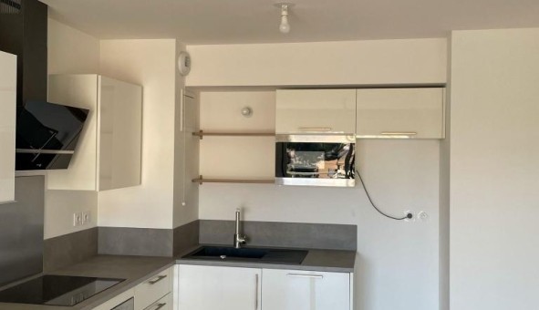 Logement tudiant T2 à Toulon (83200)