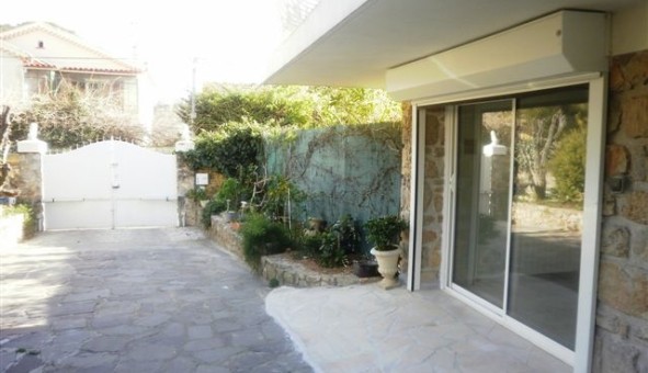 Logement tudiant T2 à Toulon (83200)