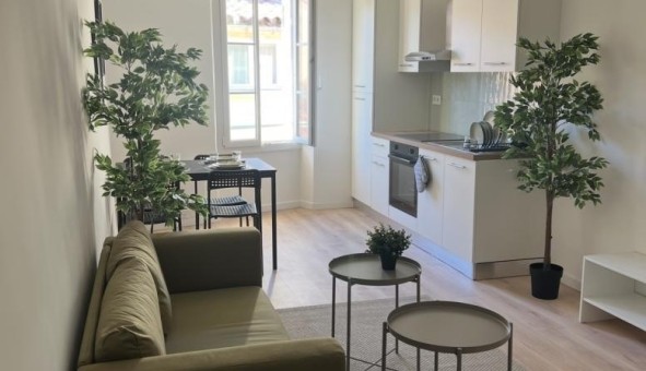 Logement tudiant Location T2 Vide Toulon (83200)