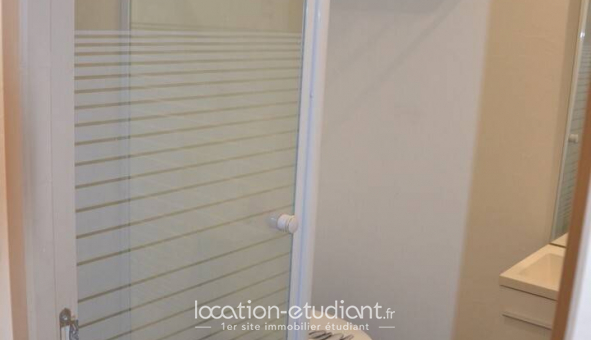 Logement tudiant T2 à Toulon (83200)