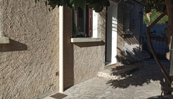 Logement tudiant T2 à Toulon (83200)