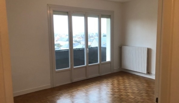 Logement tudiant Location T2 Vide Tours (37000)