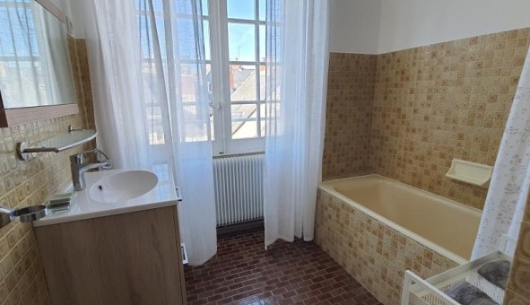 Logement tudiant T2 à Tours (37000)