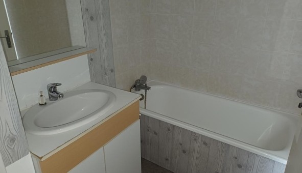 Logement tudiant T2 à Tours (37000)