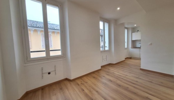 Logement �tudiant T2 &agrave; Trans en Provence (83720)