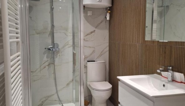 Logement �tudiant T2 &agrave; Trans en Provence (83720)