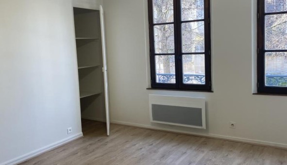 Logement �tudiant T2 &agrave; Troyes (10000)