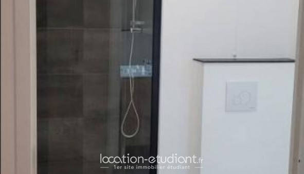 Logement �tudiant T2 &agrave; Uz�s (30700)