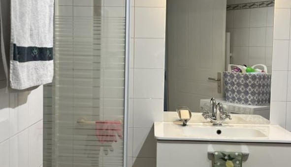 Logement tudiant T2 à Vallauris (06220)