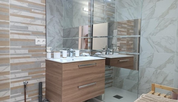 Logement tudiant T2 à Vallauris (06220)
