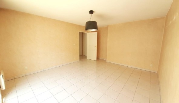 Logement tudiant T2 à Vaulx en Velin (69120)
