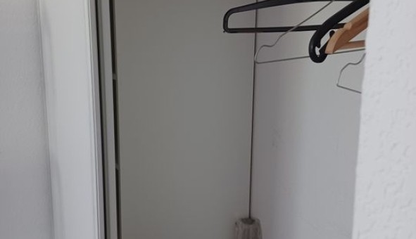 Logement �tudiant T2 &agrave; Ved�ne (84270)