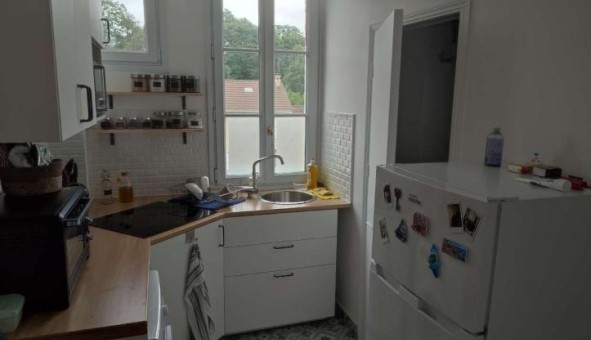 Logement tudiant T2 à Vlizy Villacoublay (78140)