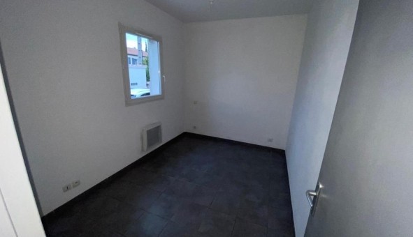 Logement �tudiant T2 &agrave; Velleron (84740)
