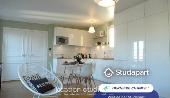 Logement tudiant T2 à Versailles (78000)