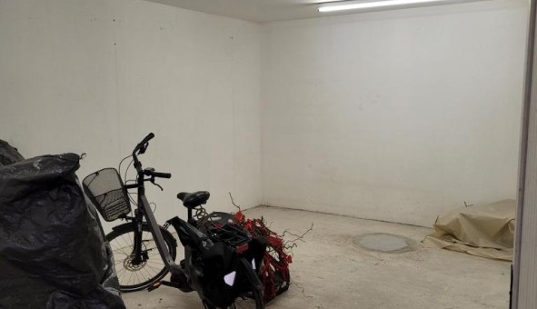 Logement tudiant Location T2 Vide Versailles (78000)