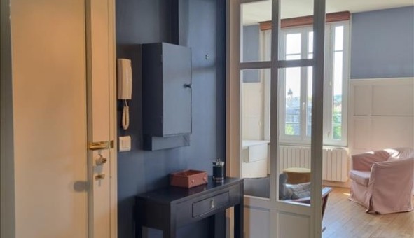 Logement tudiant Location T2 Vide Versailles (78000)
