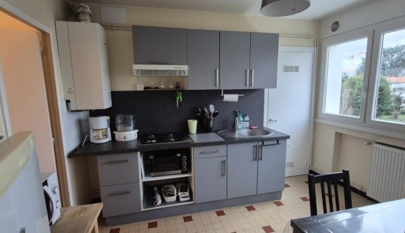 Logement tudiant T2 à Villars (42390)