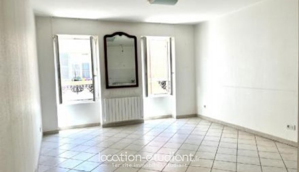 Logement tudiant T2 à Villefranche sur Sane (69400)