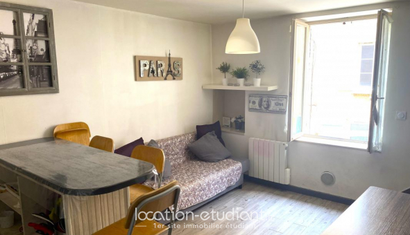 Logement tudiant T2 à Villefranche sur Sane (69400)