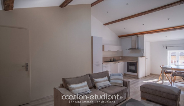 Logement tudiant T2 à Villefranche sur Sane (69400)