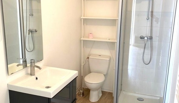 Logement �tudiant T2 &agrave; Villeneuve l�s Avignon (30400)