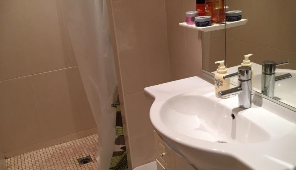 Logement tudiant T2 à Villeurbanne (69100)
