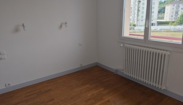 Logement tudiant T3 à Abrest (03200)